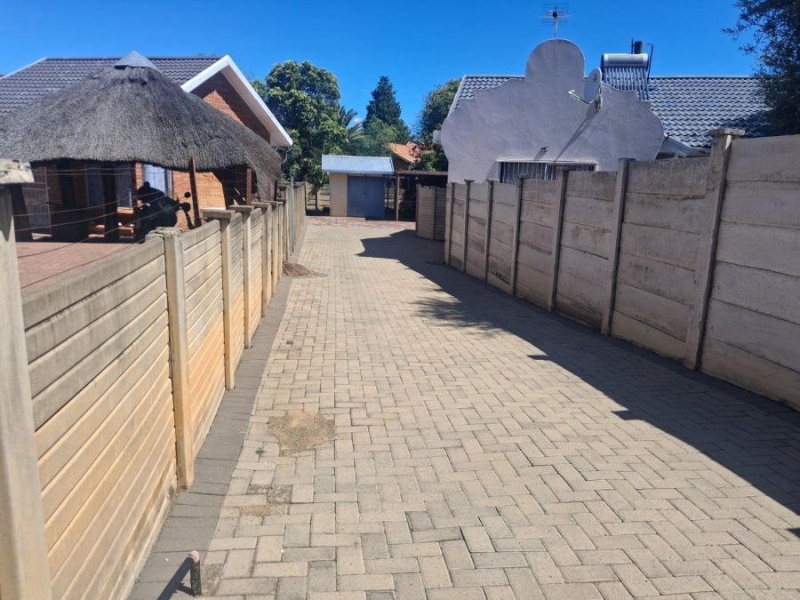 To Let 1 Bedroom Property for Rent in Fichardt Park Free State